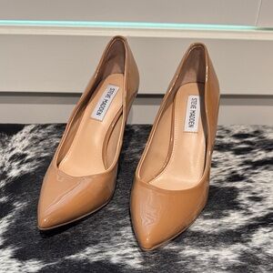 Steve Madden Camel Patent Leather Heels